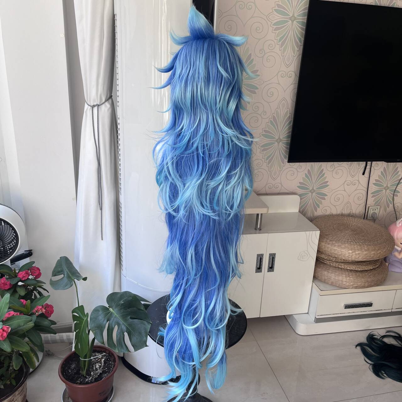 Perruque stylisée Idia Cosplay - Anime Cosplay To Buy avis et prix